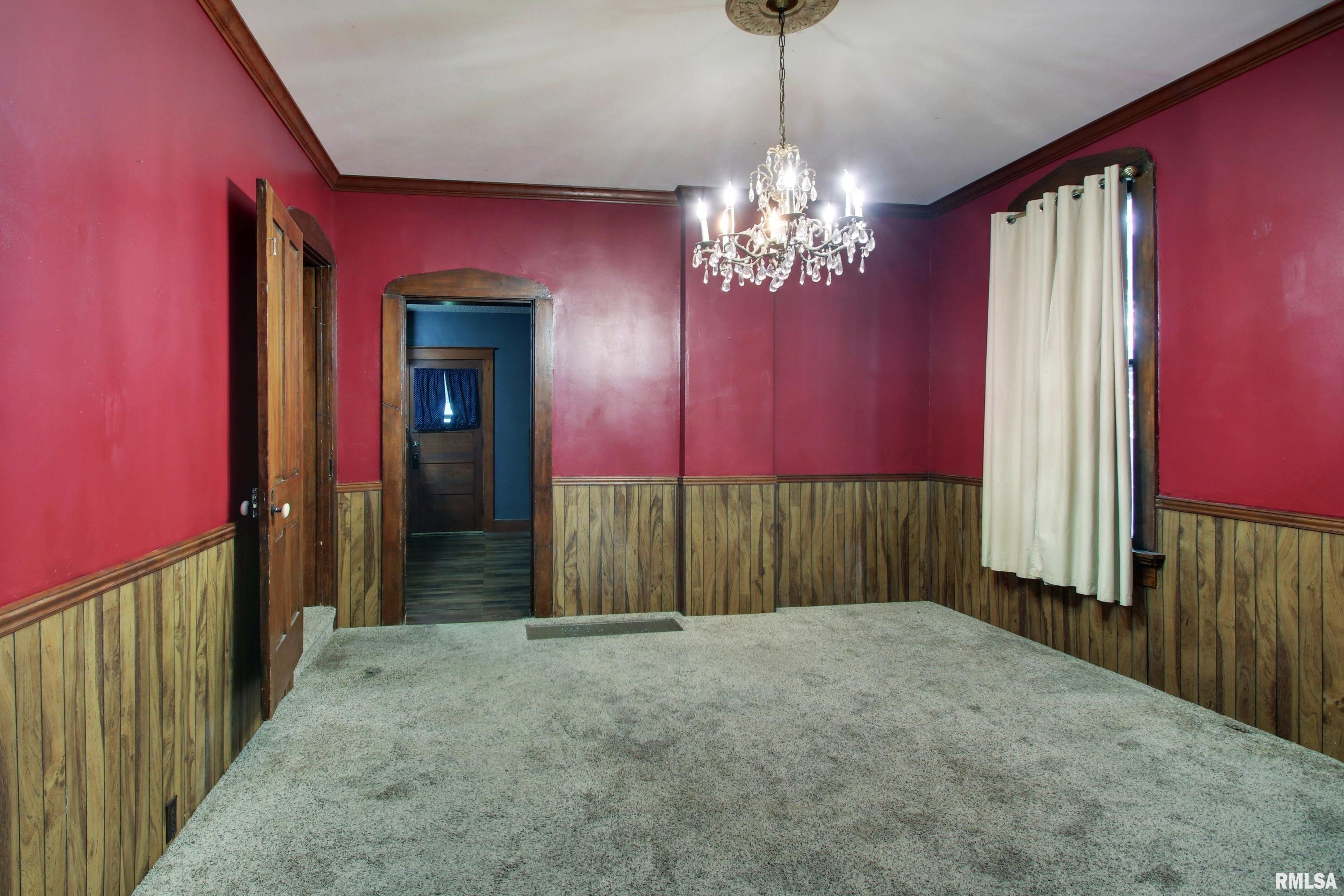 609 South 13th Street Quincy, IL 62301 - Photo 2 of 20