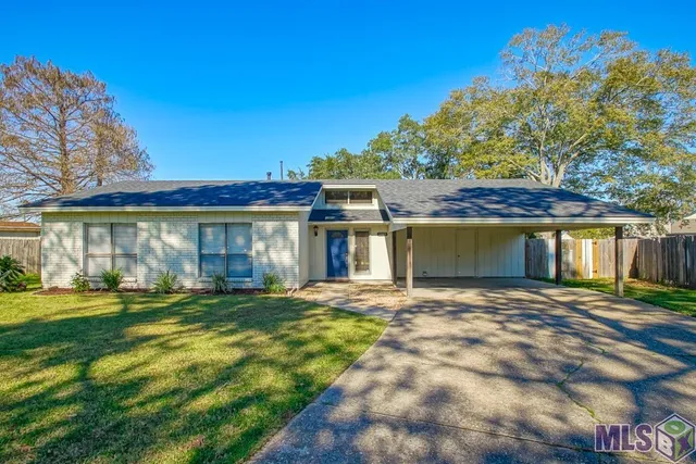 $249,000 | 13105 Briargrove Avenue, St. George, LA 70810