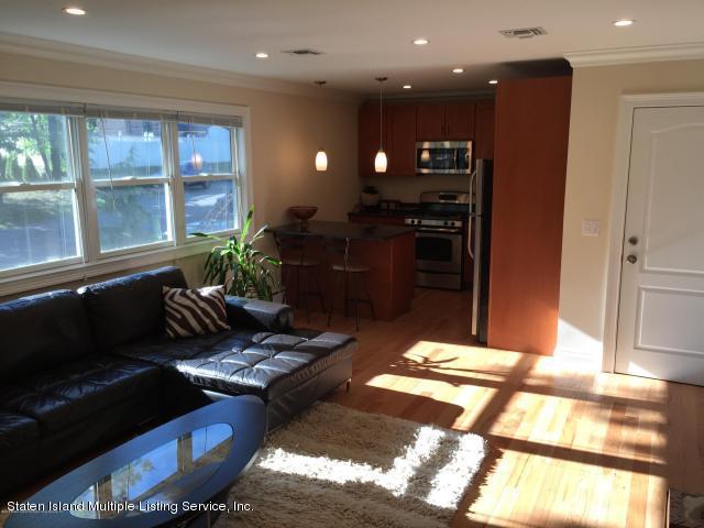 111 Dent Road Staten Island, NY 10308 - Photo 21 of 34 dent family room with breakfast area for