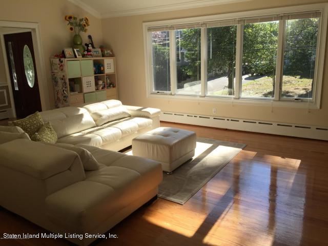 111 Dent Road Staten Island, NY 10308 - Photo 8 of 34 dent great room