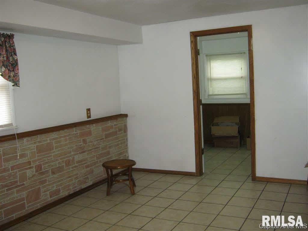 2616 Sherborn Road Springfield, IL 62702 - Photo 7 of 11