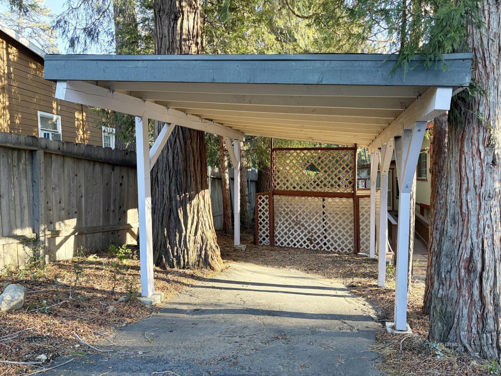 25955 Highway 243, Unit 1 Idyllwild, CA 92549 - Photo 30 of 33 Carport