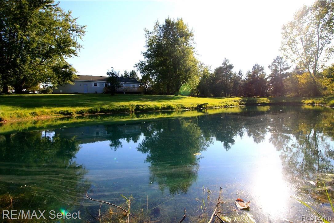 8455 McCandlish Road Grand Blanc, MI 48439 - Photo 23 of 27 29 Pond 8455 McCandlish.JPG