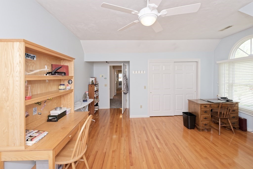 16 Bridle Path Shrewsbury, MA 01545 - Photo 20 of 42