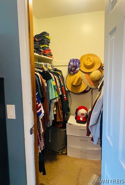 4743 Cottage Road Royalton, NY 14067 - Photo 29 of 41 Master Walkin Closet