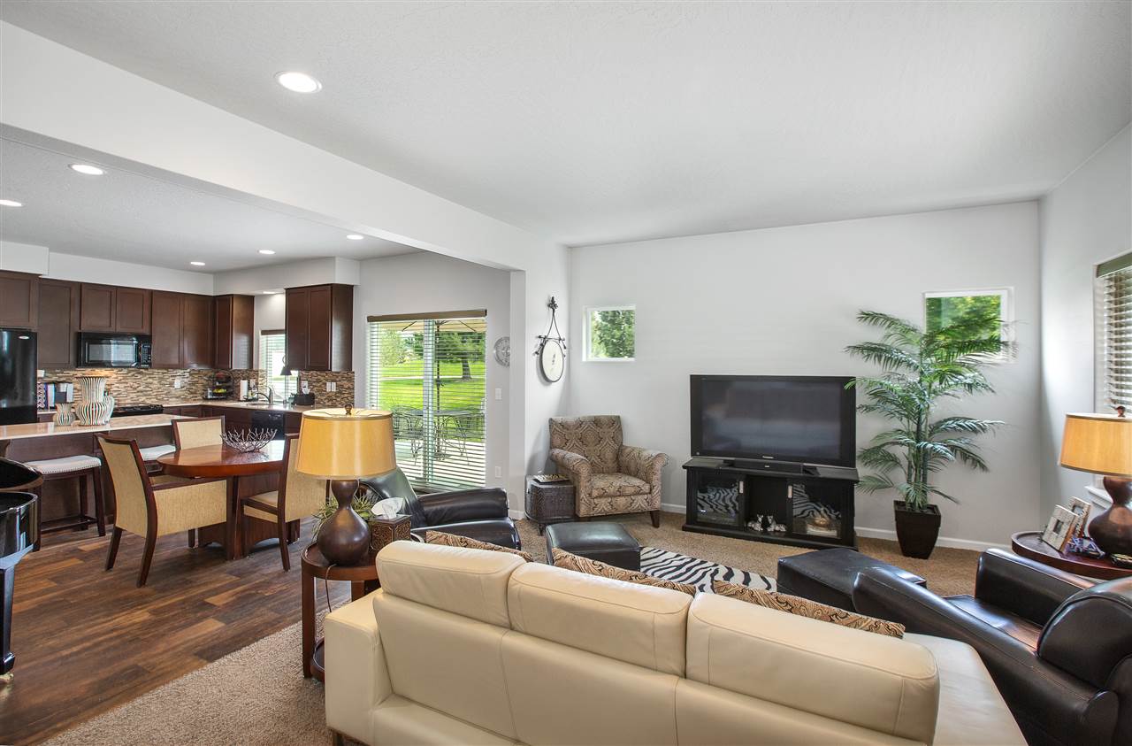 8919 North Barnes Road Spokane, WA 99208 - Photo 4 of 20 Gallery Image 4