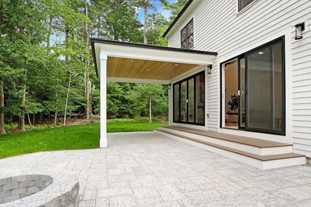$2,450,000 | 293 Cross Street, Norwell, MA 02061