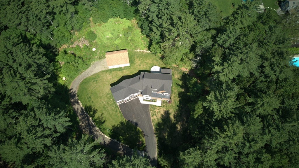 293 Cross Street Norwell, MA 02061 - Photo 35 of 38 an aerial view of a house with a yard