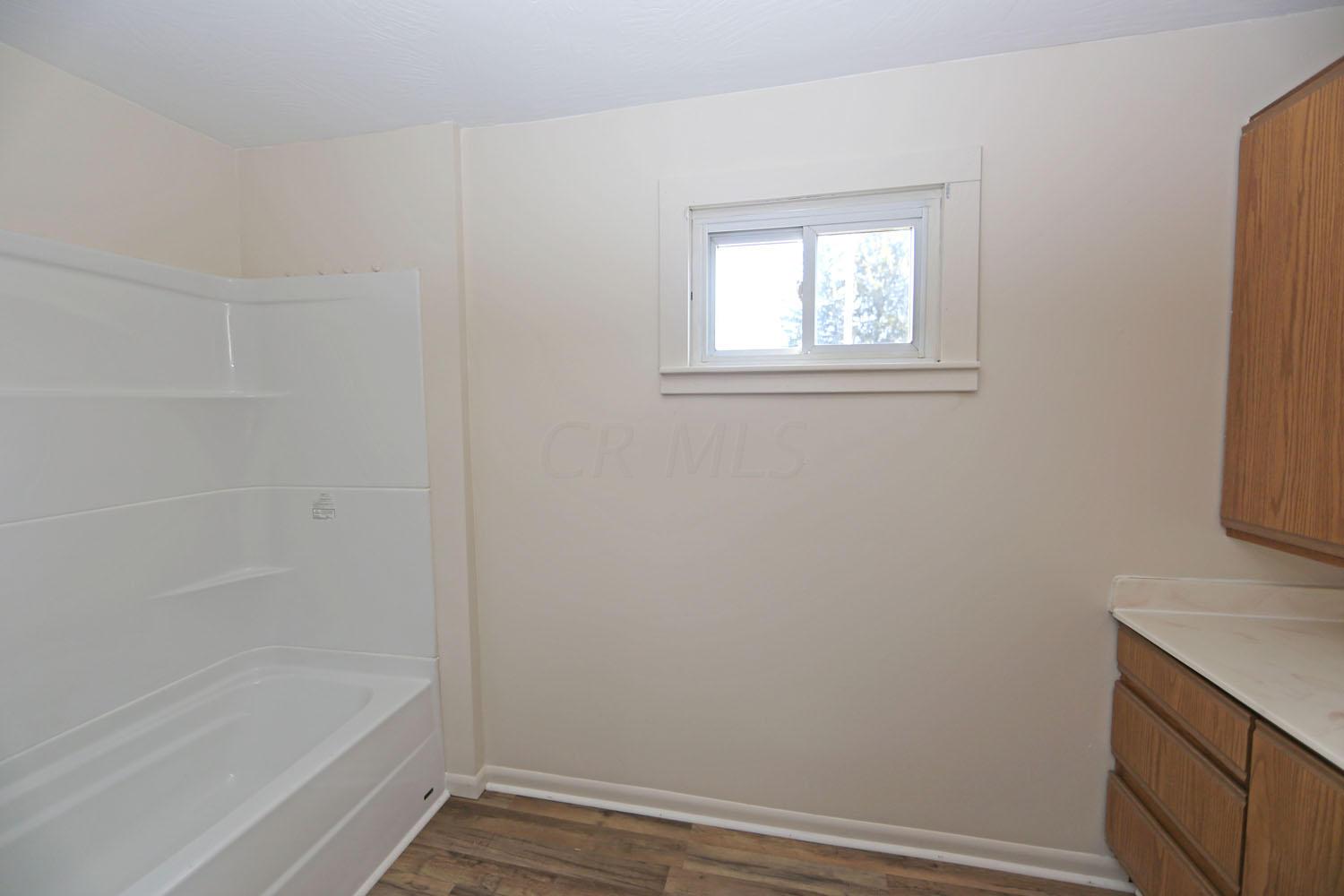 79 Columbus Road Mount Vernon, OH 43050 - Photo 15 of 31 Gallery Image 15