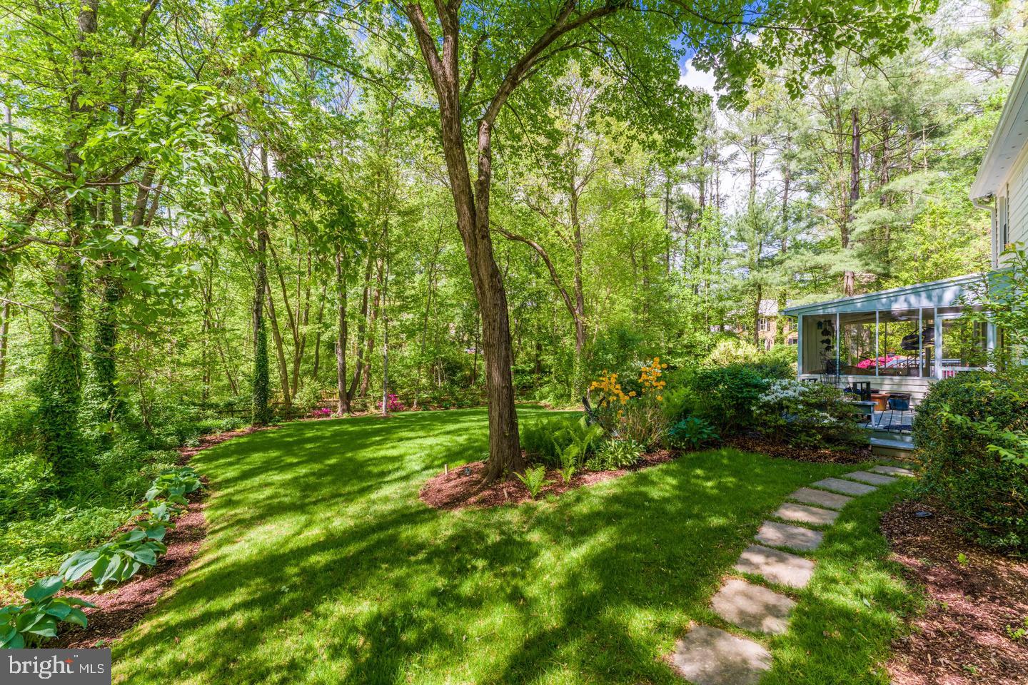 10812 Hunt Club Road Reston, VA 20190 - Photo 66 of 74 Gallery Image 66