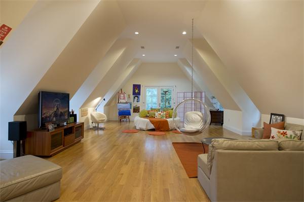 126 Woodland Road Brookline, MA 02467 - Photo 19 of 21 Gallery Image 19