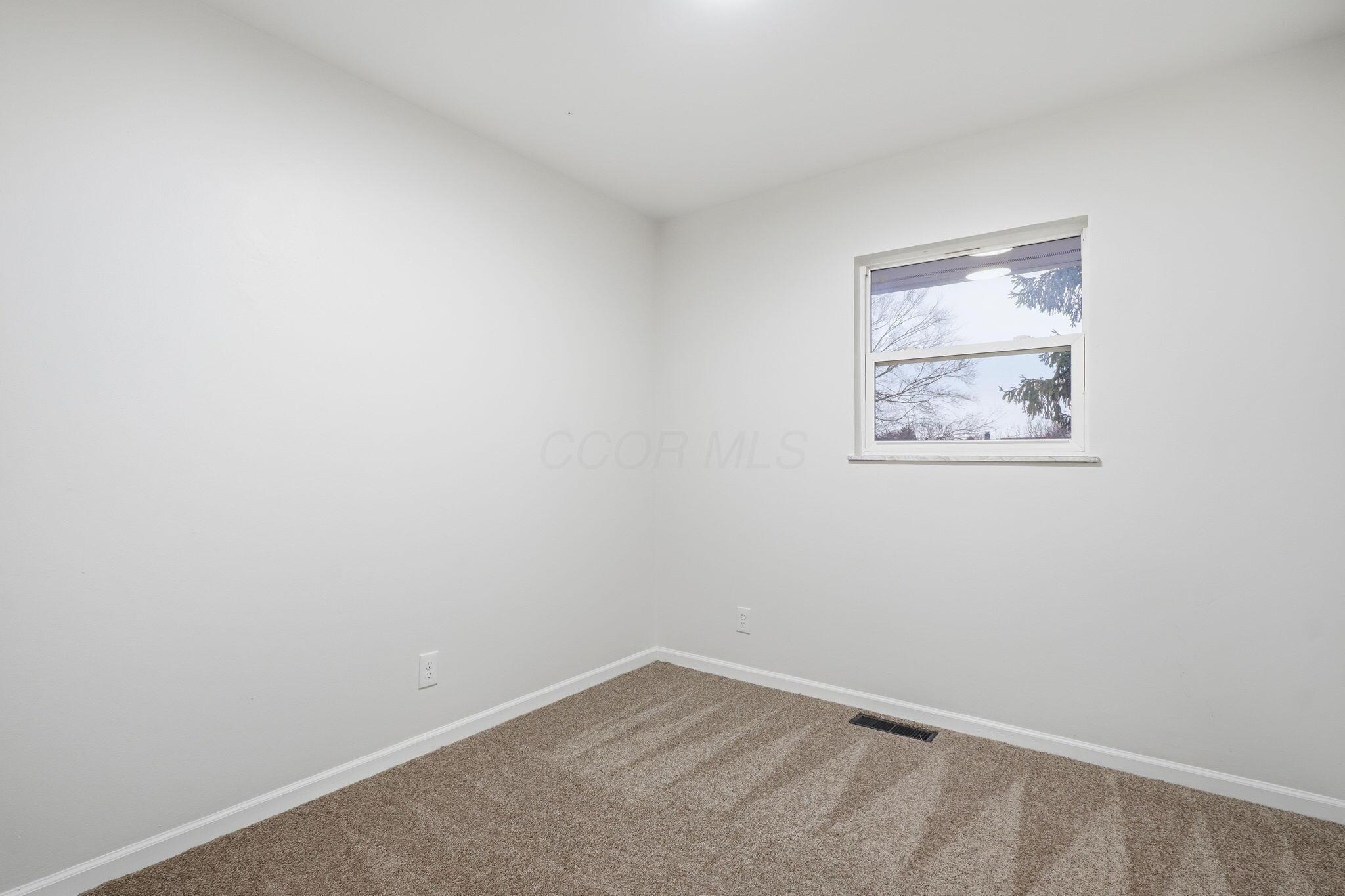 5103 Fairlane Road Columbus, OH 43207 - Photo 24 of 58 31-web-or-mls-5103-fairlane-rd