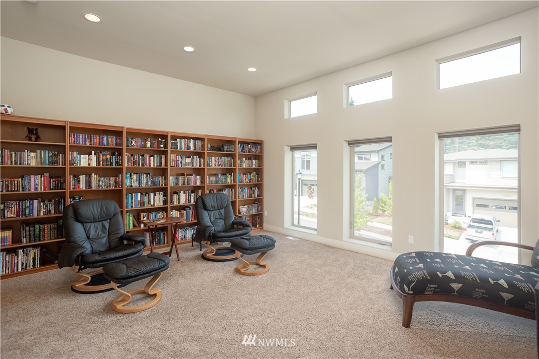 5211 Northeast 11th Place Renton, WA 98059 - Photo 16 of 25 Gallery Image 16
