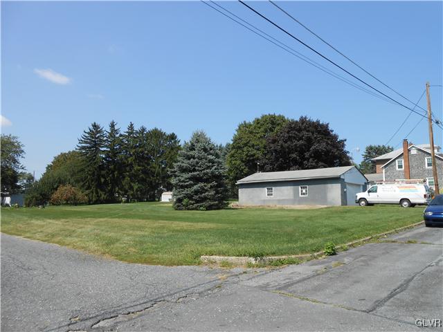 Wolf Street Bath, PA 18014 - Photo 3 of 7