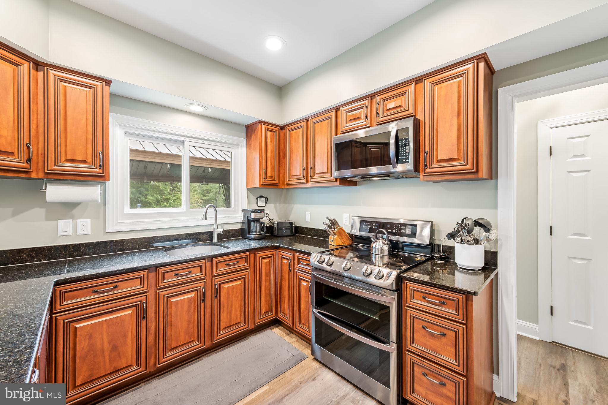 836 Gibbons Road Eldersburg, MD 21784 - Photo 12 of 53 Recessed lighting