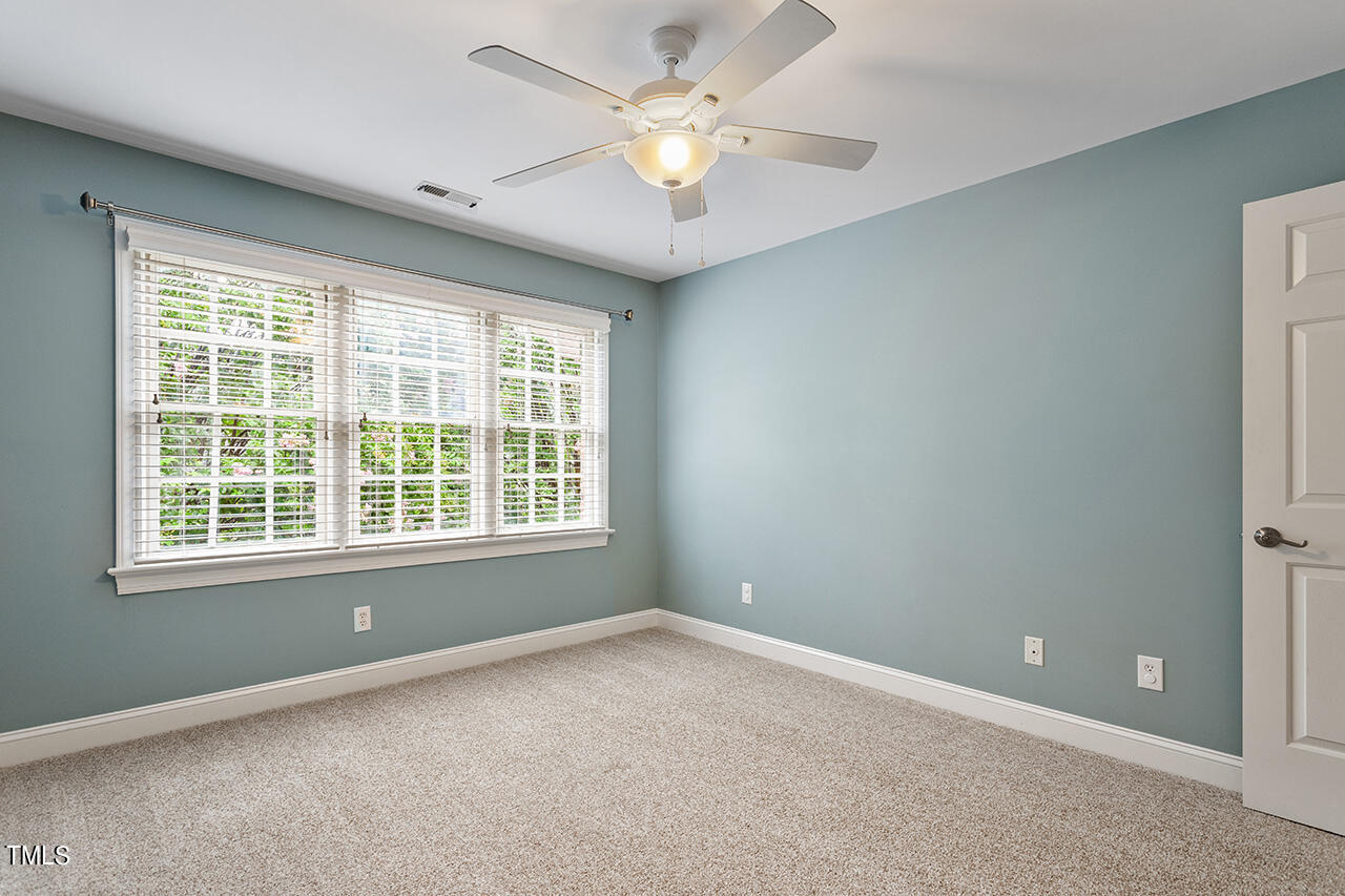 909 Rockfall Court Raleigh, NC 27614 - Photo 26 of 38 909 Rockfall Court_43
