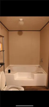 $95,000 | 1 Oakdale Drive, Lexington, MO 64067