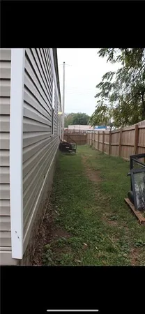 $95,000 | 1 Oakdale Drive, Lexington, MO 64067