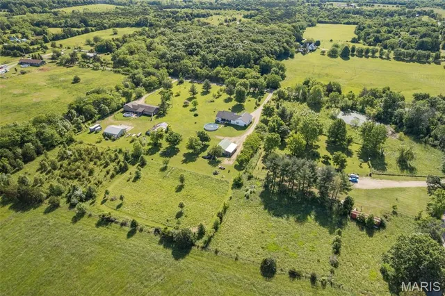 $343,000 | 4601 Bb Highway, Bismarck, MO 63624