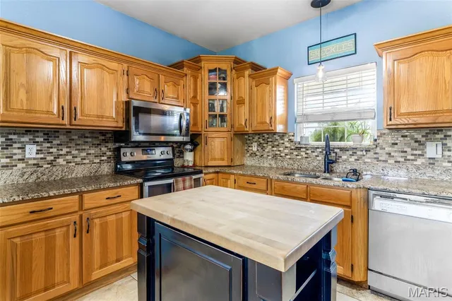 $343,000 | 4601 Bb Highway, Bismarck, MO 63624