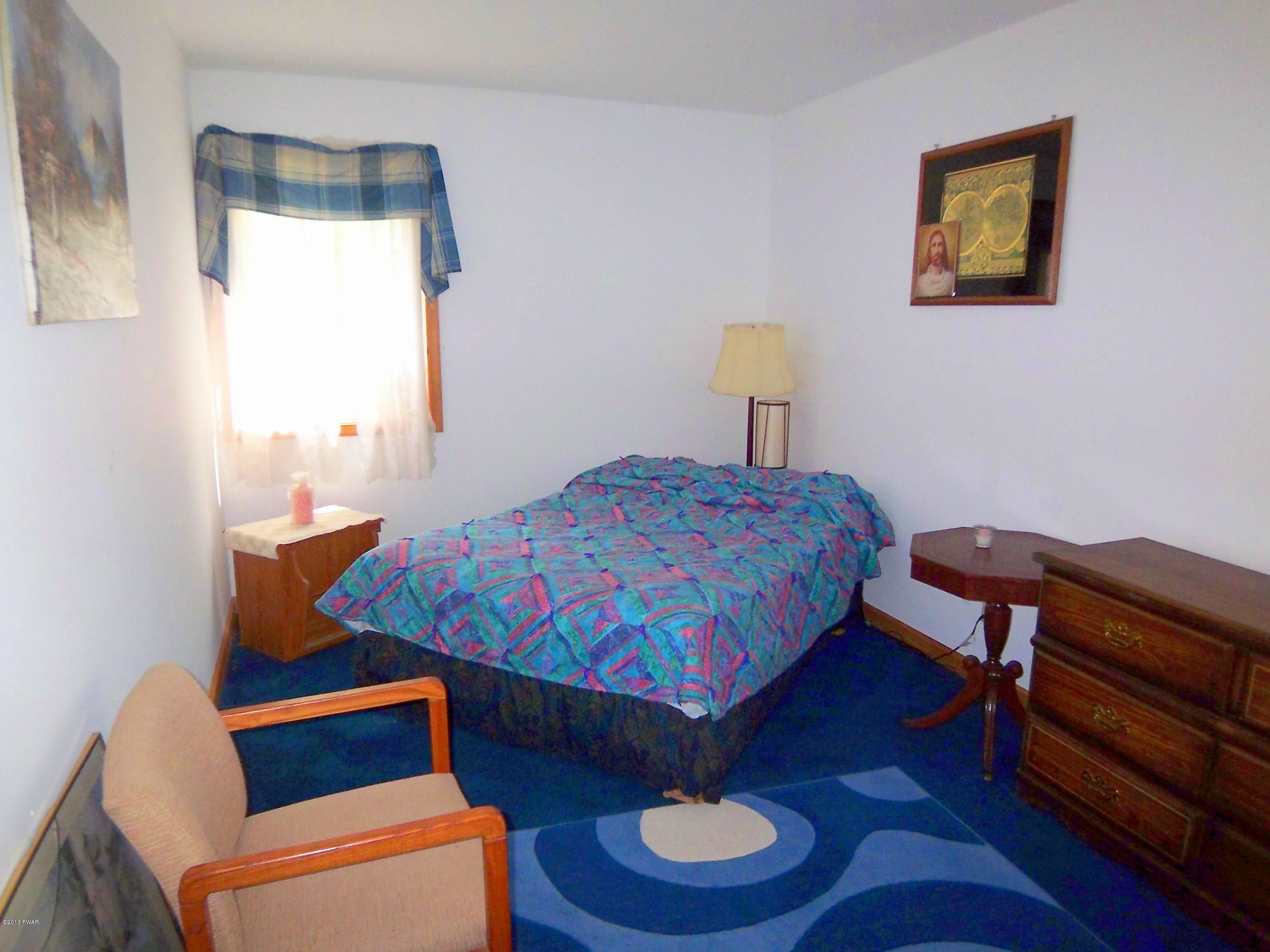 20 Riverside Drive Hawley, PA 18428 - Photo 6 of 17