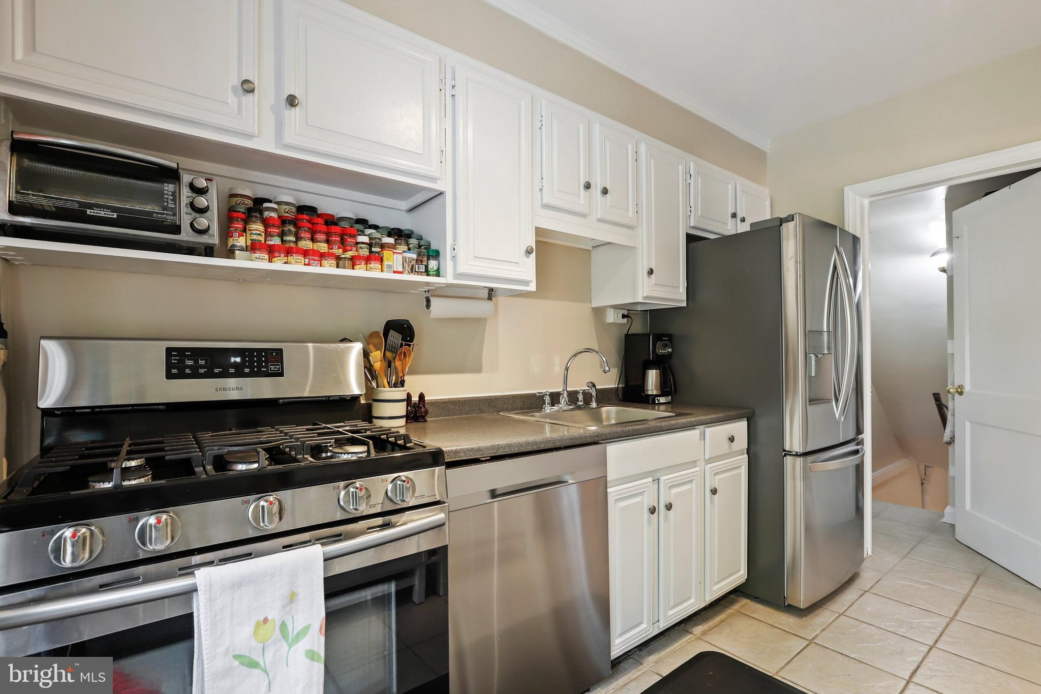 5419 Willowmere Way Baltimore, MD 21212 - Photo 12 of 37