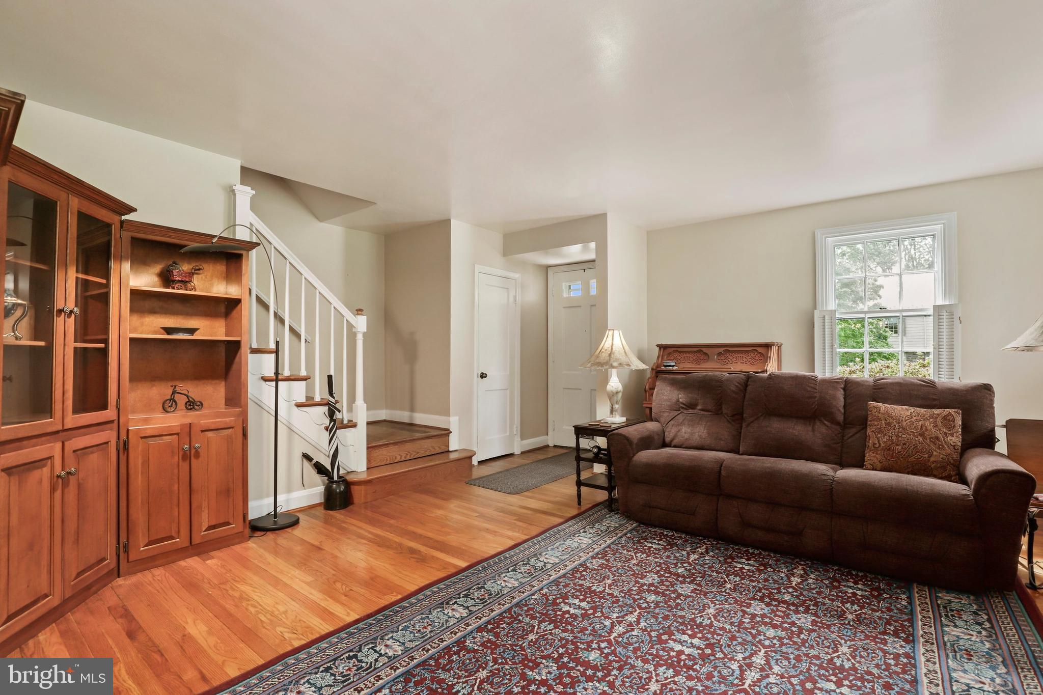 5419 Willowmere Way Baltimore, MD 21212 - Photo 3 of 37