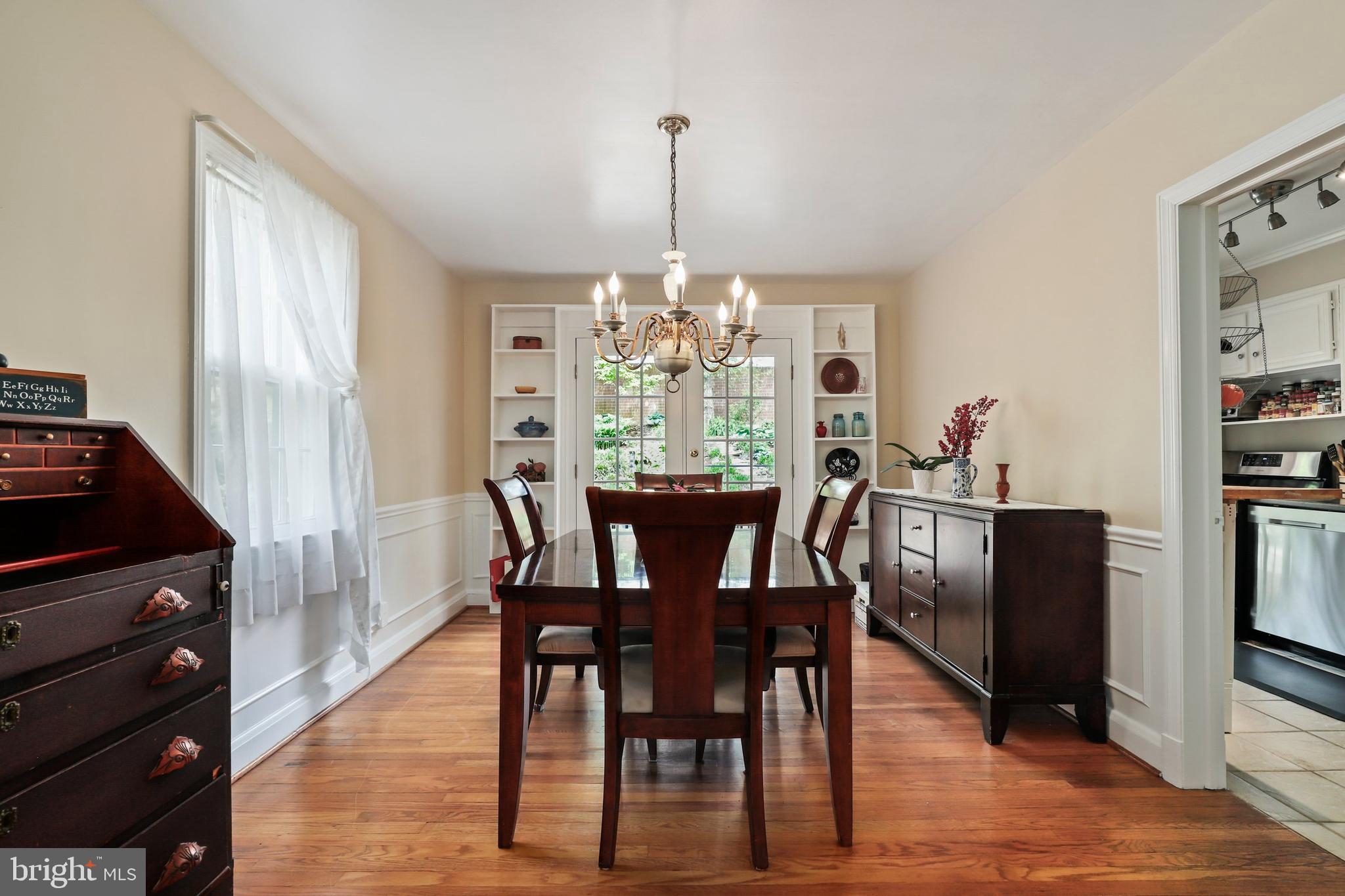 5419 Willowmere Way Baltimore, MD 21212 - Photo 8 of 37