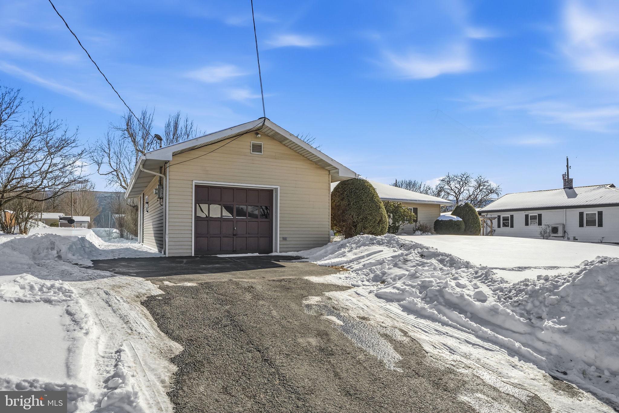 610 East Market Street Beavertown, PA 17813 - Photo 36 of 40