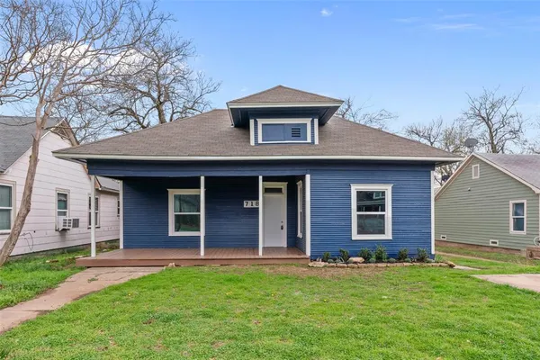 $1,795 | 718 West Monterey Street, Denison, TX 75020
