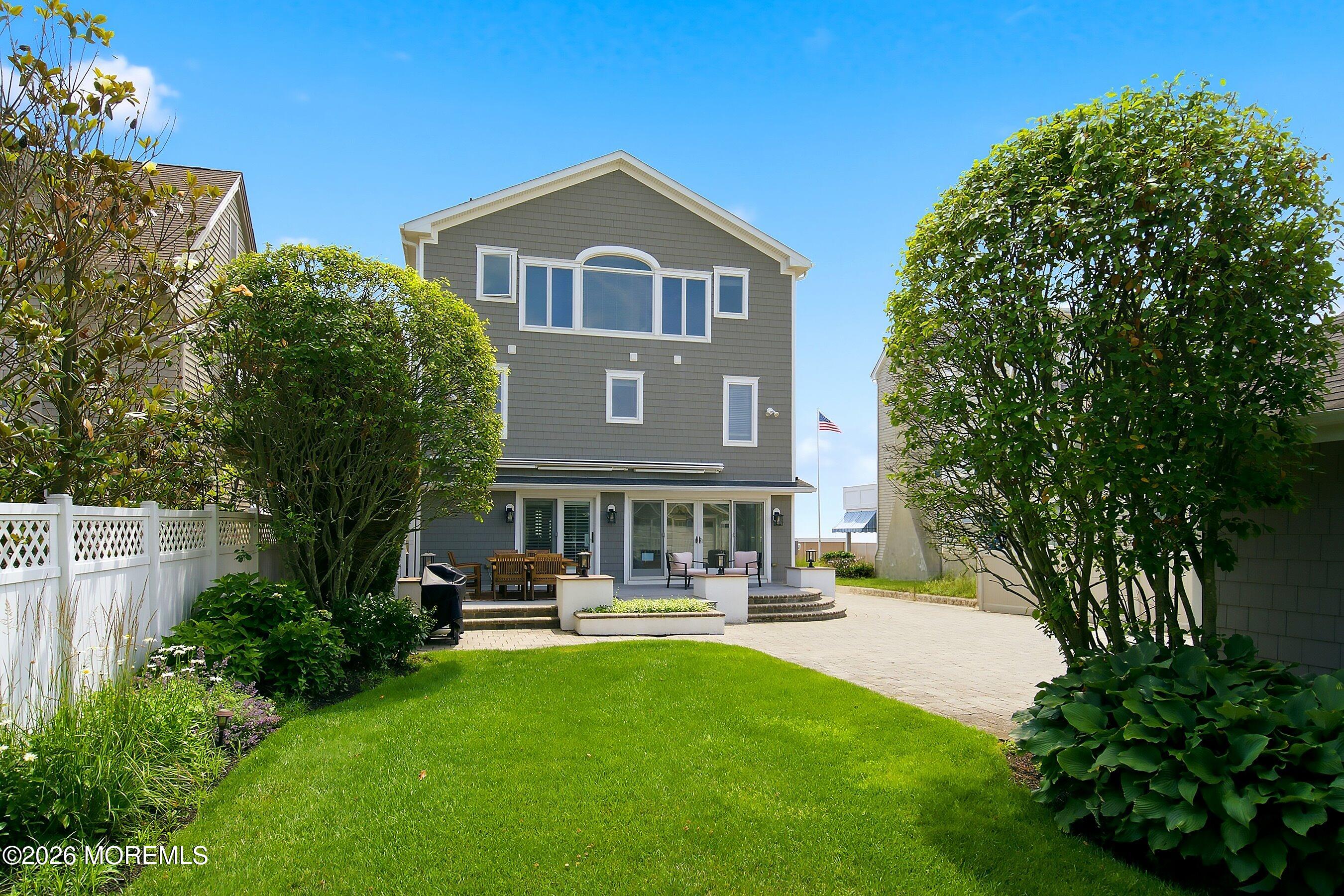 2007 Ocean Avenue North Spring Lake, NJ 07762 - Photo 52 of 86 23