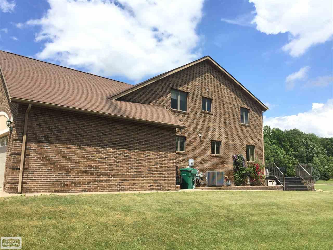 65444 Haven Ridge Road New Haven, MI 48050 - Photo 2 of 31 31323051-1.JPG