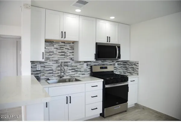 $1,400 | 11033 North 16th Avenue, Unit 3, Phoenix, AZ 85029