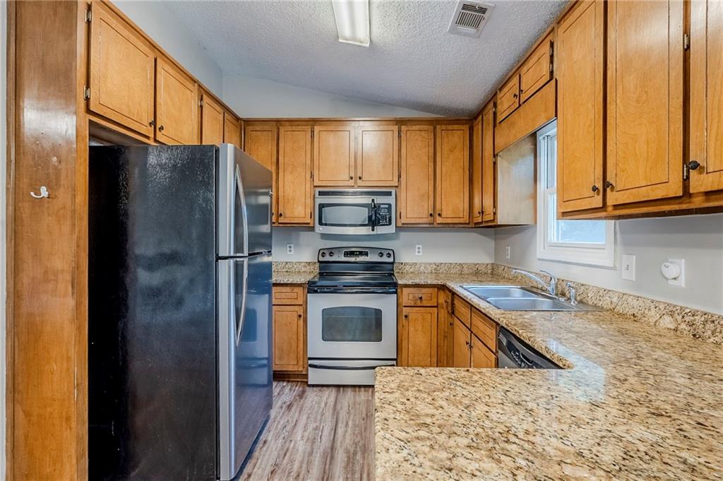 5257 Flat Creek Road Gainesville, GA 30504 - Photo 6 of 25