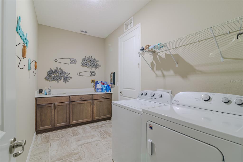 9985 Southwest 88th Loop Ocala, FL 34481 - Photo 37 of 48