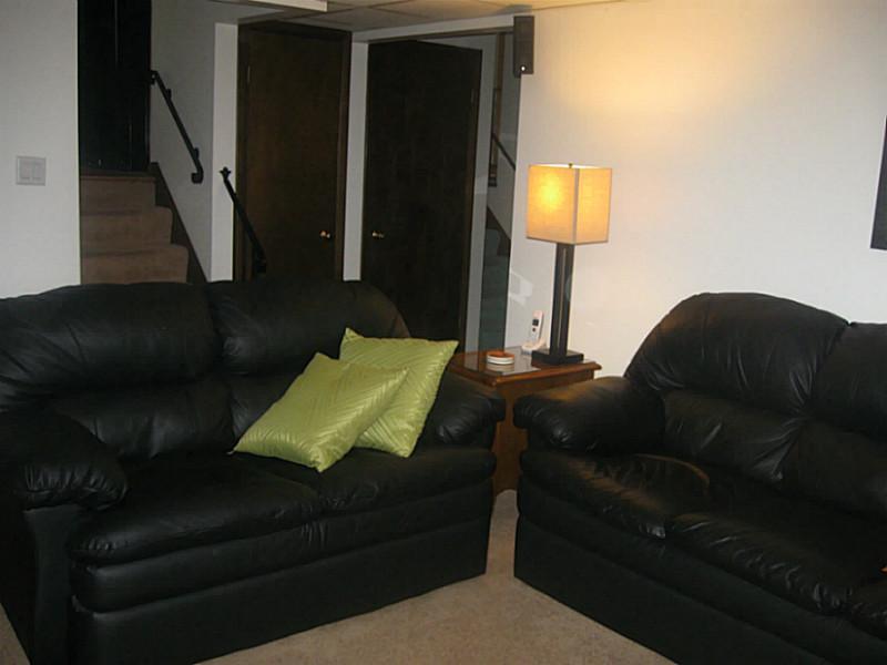 663 Blue Ridge Road Plum, PA 15239 - Photo 10 of 24 Family Room.