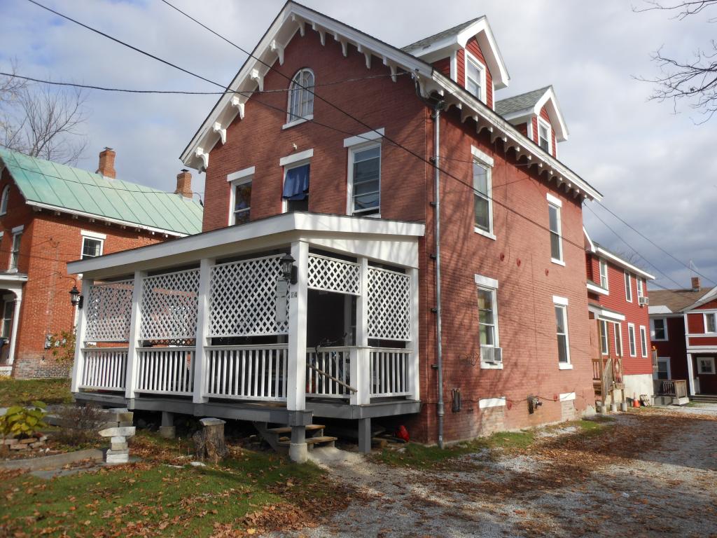 24 Cottage Street Rutland, VT 05701 - Photo 1 of 15