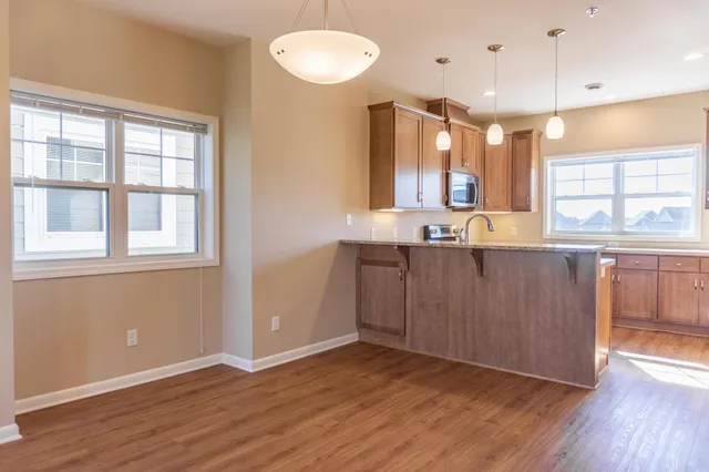 $2,350 | 2974 Clover Ridge Drive, Chaska, MN 55318