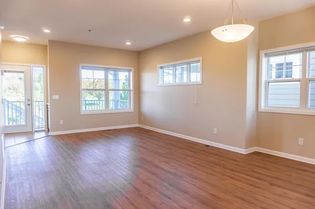 $2,350 | 2974 Clover Ridge Drive, Chaska, MN 55318