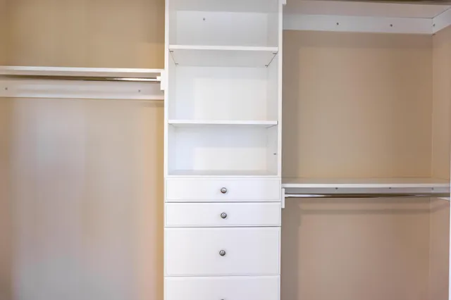 $2,350 | 2974 Clover Ridge Drive, Chaska, MN 55318