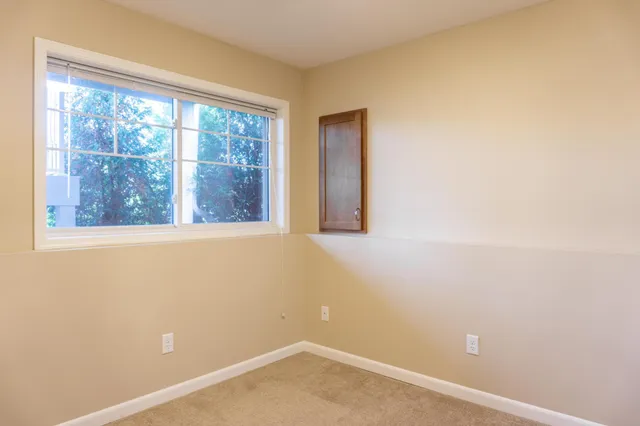 $2,350 | 2974 Clover Ridge Drive, Chaska, MN 55318