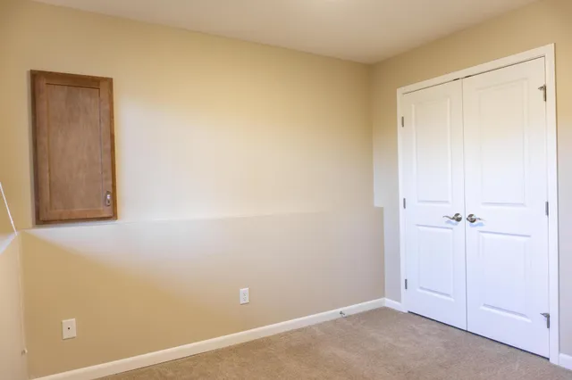 $2,350 | 2974 Clover Ridge Drive, Chaska, MN 55318