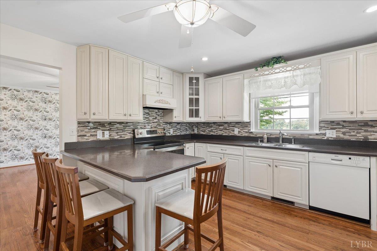 2310 Triggs Road Bedford, VA 24523 - Photo 12 of 63