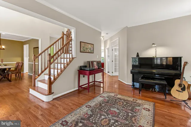 $1,079,000 | 7736 White Willow Court, Springfield, VA 22153