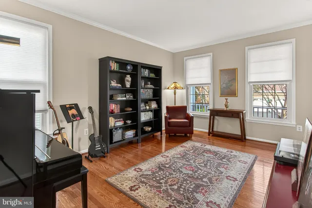 $1,079,000 | 7736 White Willow Court, Springfield, VA 22153