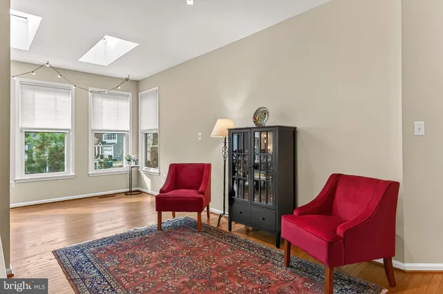 $1,079,000 | 7736 White Willow Court, Springfield, VA 22153