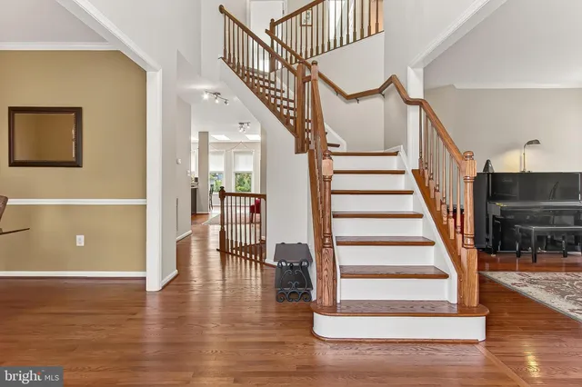 $1,079,000 | 7736 White Willow Court, Springfield, VA 22153