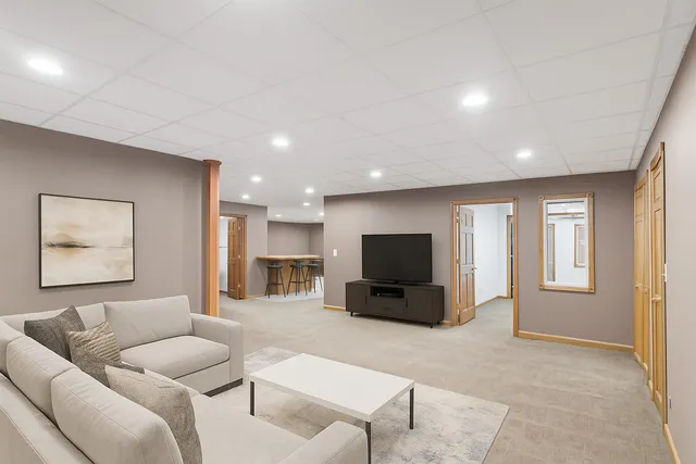 $5,500 | 4N550 School Road, St. Charles, IL 60175