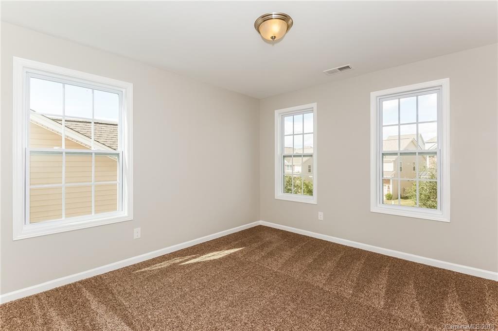 7445 Hamilton Bridge Road Charlotte, NC 28278 - Photo 14 of 25 Gallery Image 14