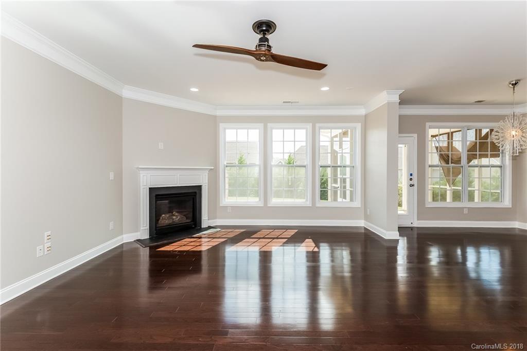 7445 Hamilton Bridge Road Charlotte, NC 28278 - Photo 4 of 25 Gallery Image 4